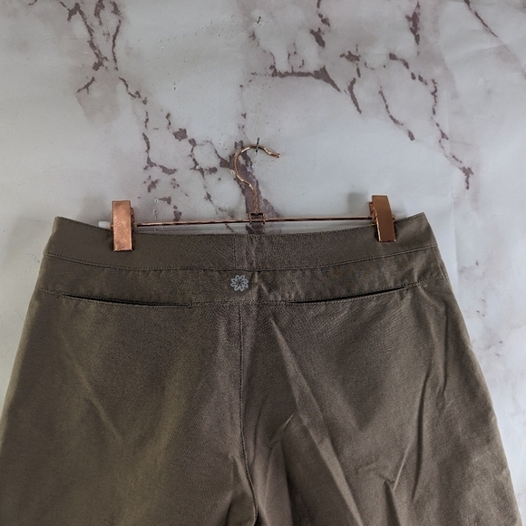 Title Nine Shorts Womens 2 Brown Mid Rise Nylon Cargo Hiking Ripstop Utility - Picture 6 of 8